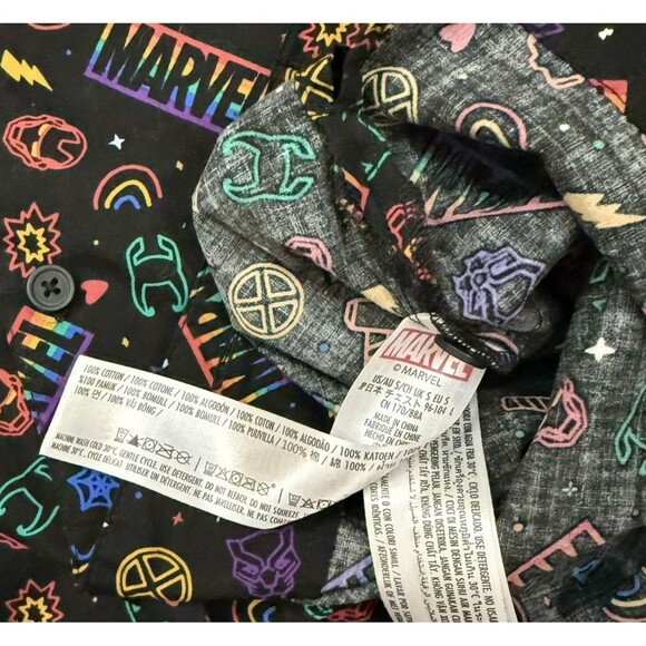 Marvel Avengers Black Rainbow Shirt Button Down 100% Cotton Size Small - Picture 8 of 8